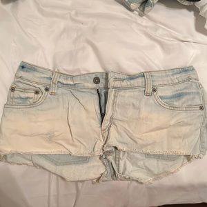 Cut off shorts